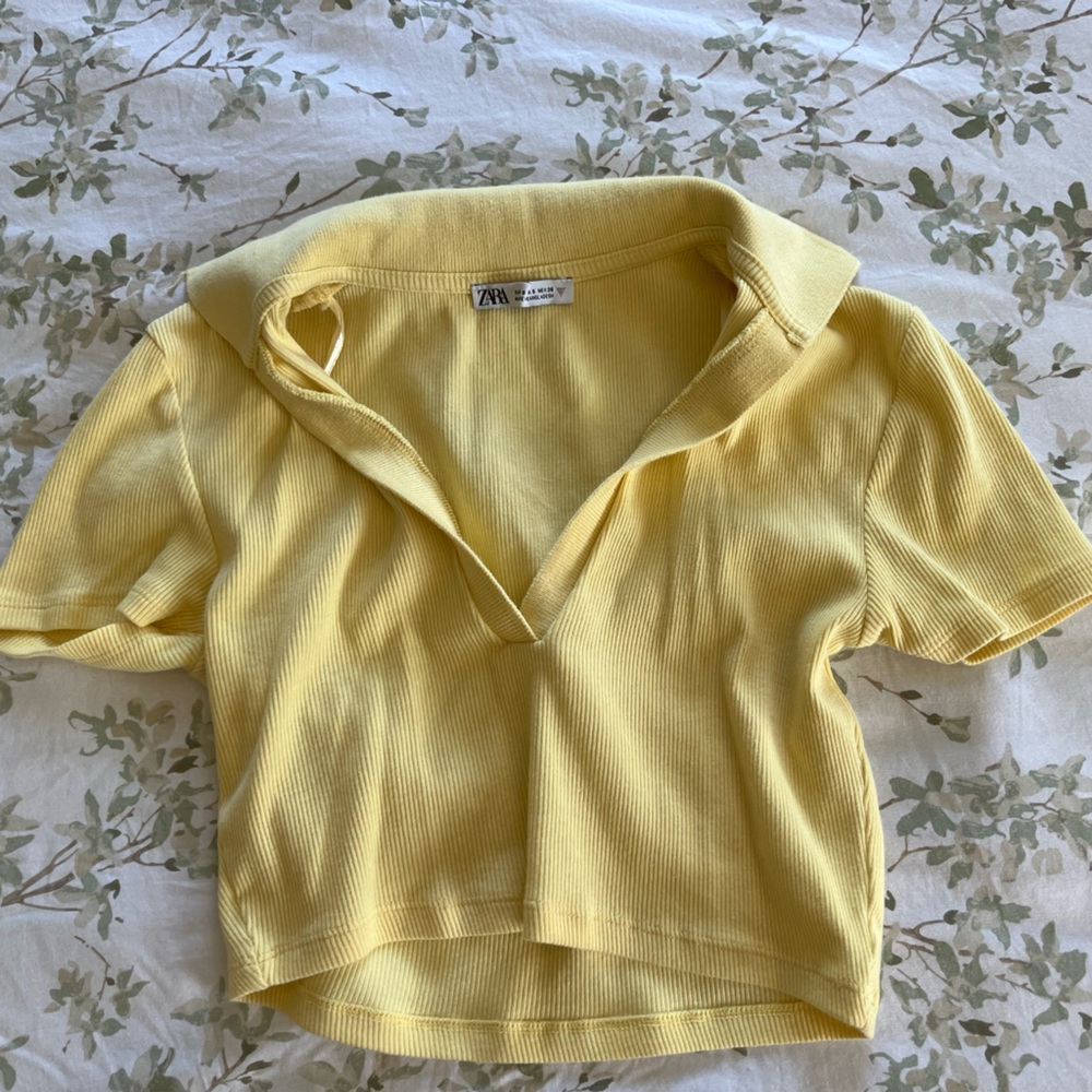ZARA Yellow Collared Neck Short Sleeve Top - Picture 4 of 4